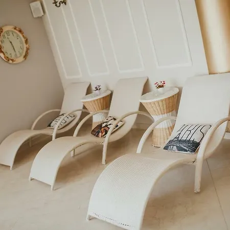 двуспальные на Long Beach Apartment *